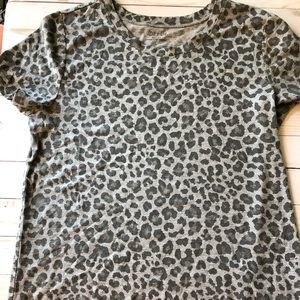 Women’s leopard print tee shirt